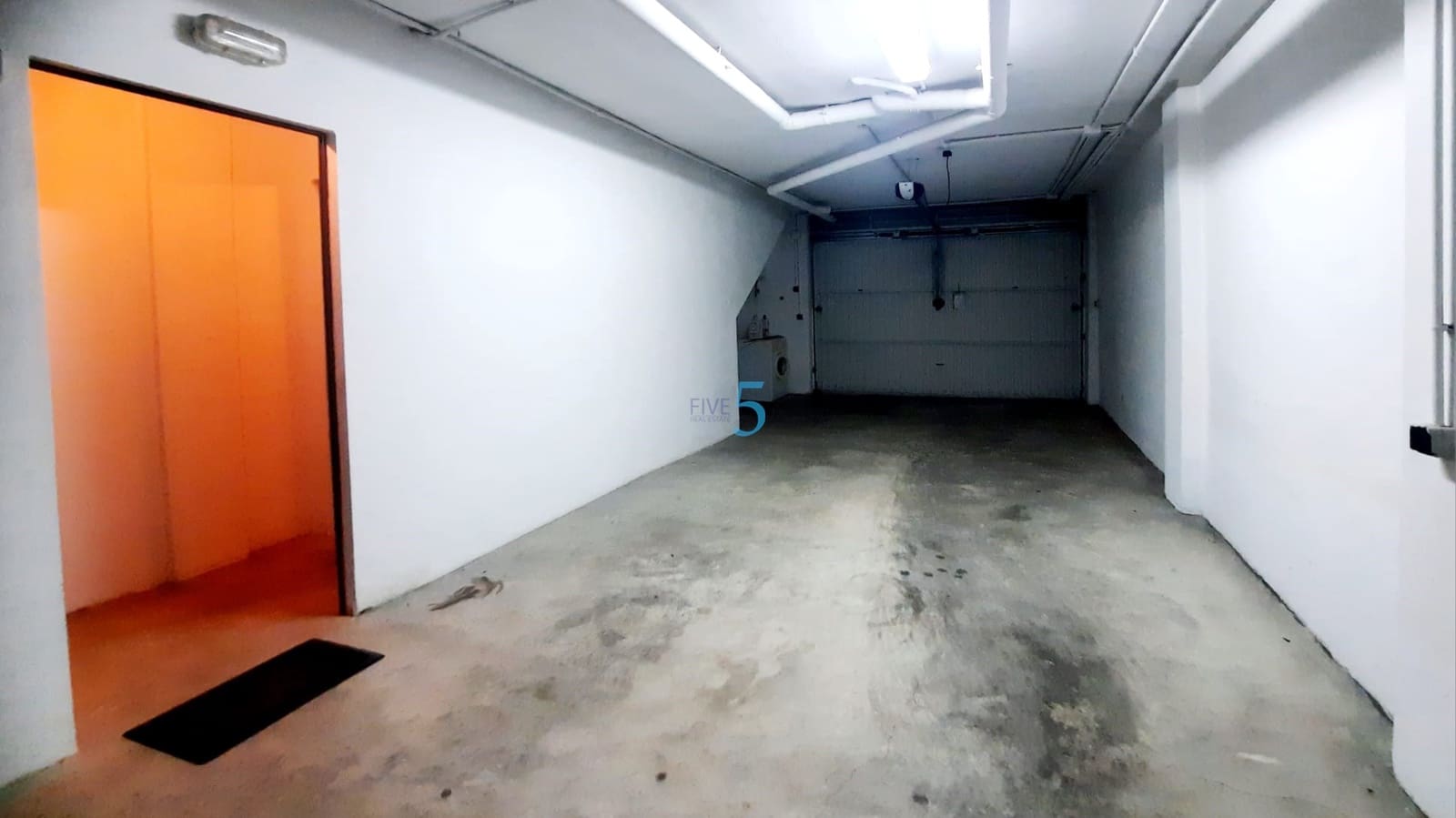 3 makuuhuone Omakotitalo myytävänä paikassa Guardamar del Segura mukana uima-altaan 
autotalli - 237 400 € (Ref: 9610135)