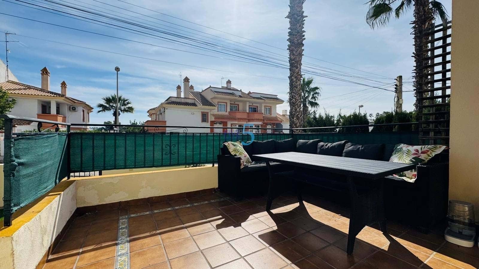 2 bedroom Apartment for sale in Villamartin with pool - € 164,000 (Ref: 9610228)