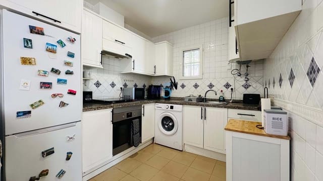 2 bedroom Apartment for sale in Villamartin, Orihuela with pool - € 164,000 (Ref: 9610228)