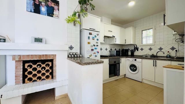 2 bedroom Apartment for sale in Villamartin, Orihuela with pool - € 164,000 (Ref: 9610228)