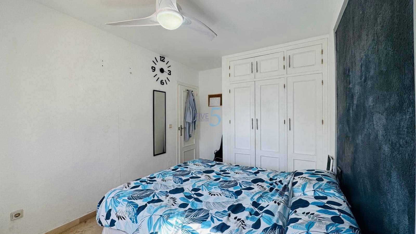 2 bedroom Apartment for sale in Villamartin with pool - € 164,000 (Ref: 9610228)