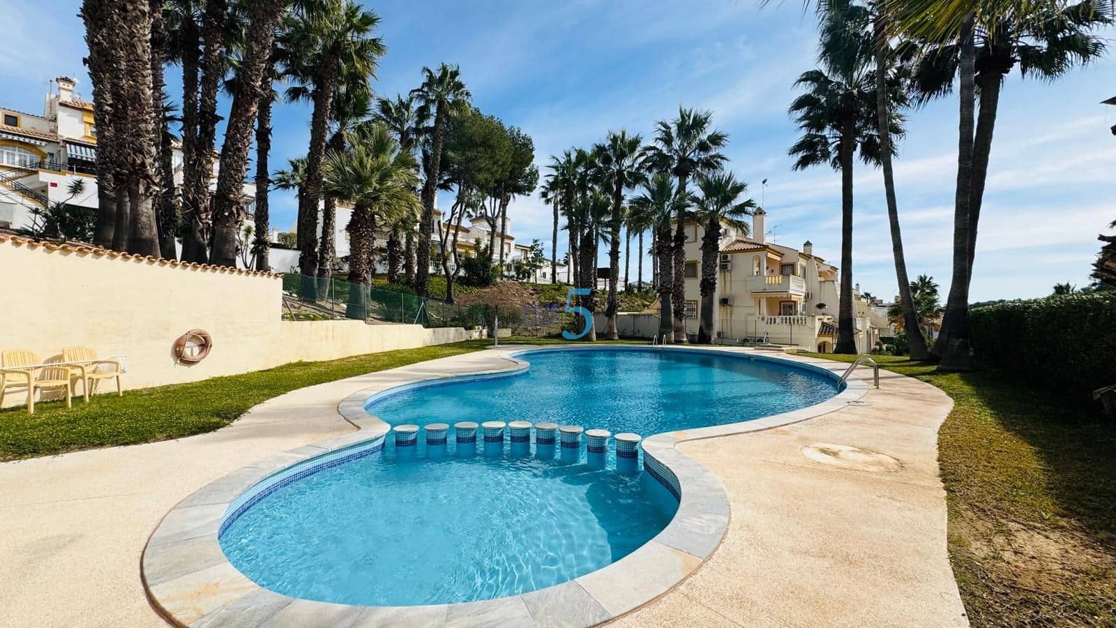 2 bedroom Apartment for sale in Villamartin with pool - € 164,000 (Ref: 9610228)
