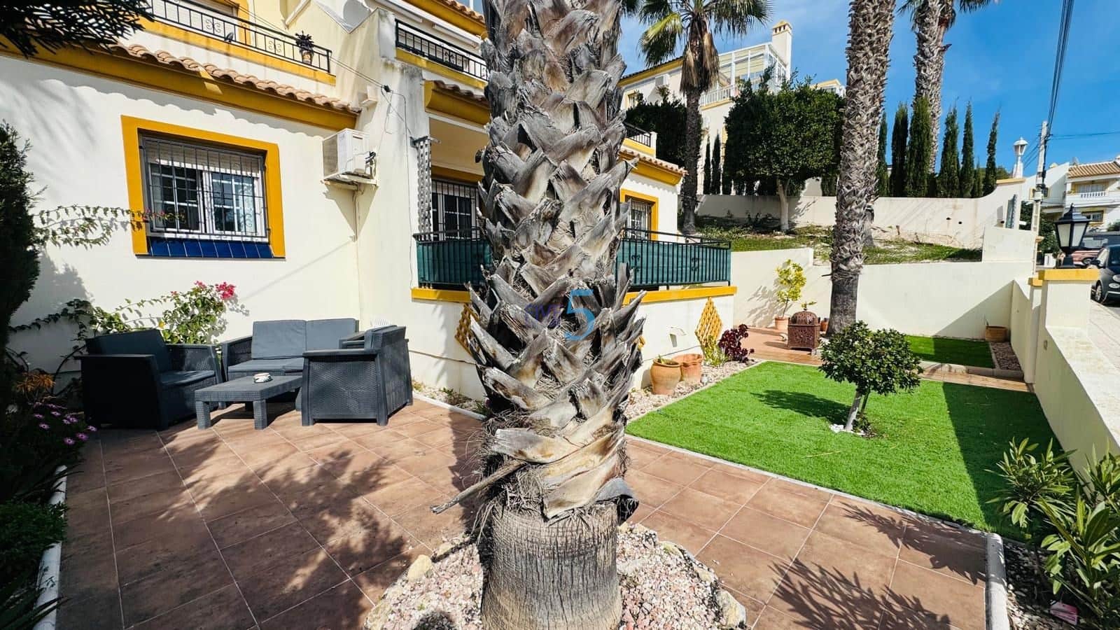 2 bedroom Apartment for sale in Villamartin with pool - € 164,000 (Ref: 9610228)