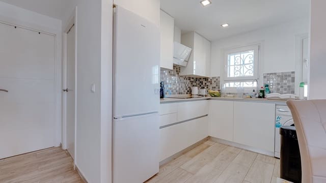 2 quarto Apartamento para venda em Villamartin, Orihuela com piscina garagem - 200 000 € (Ref: 9610229)