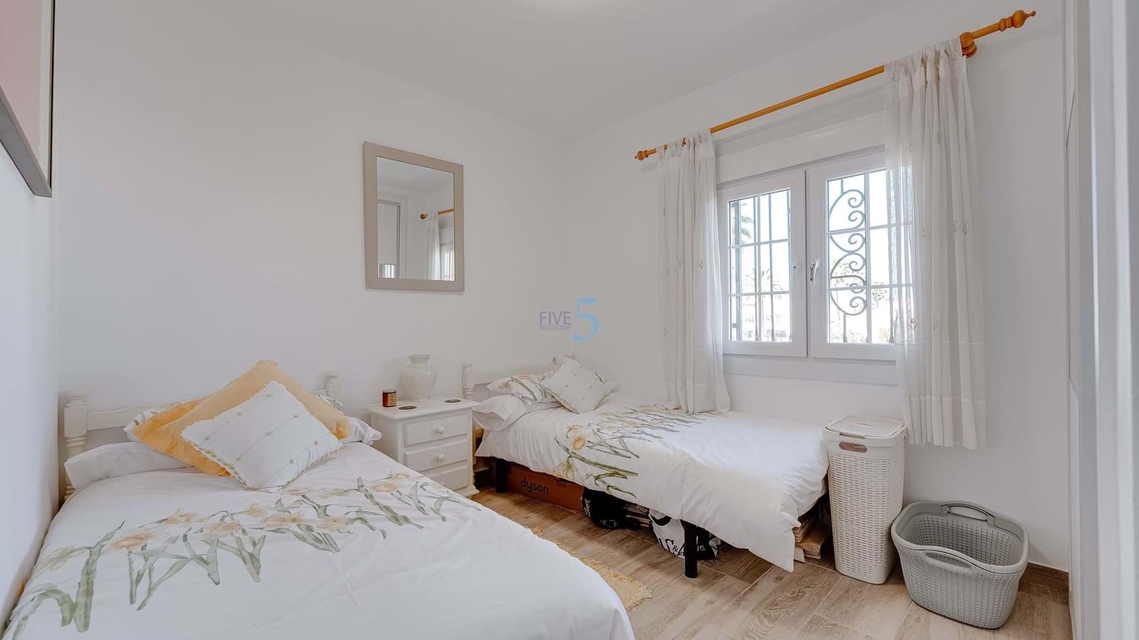 2 bedroom Apartment for sale in Villamartin with pool garage - € 198,000 (Ref: 9610229)