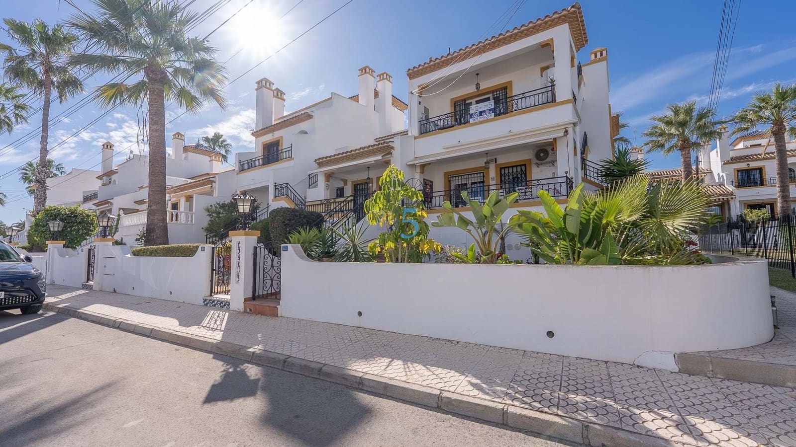 2 bedroom Apartment for sale in Villamartin with pool garage - € 198,000 (Ref: 9610229)