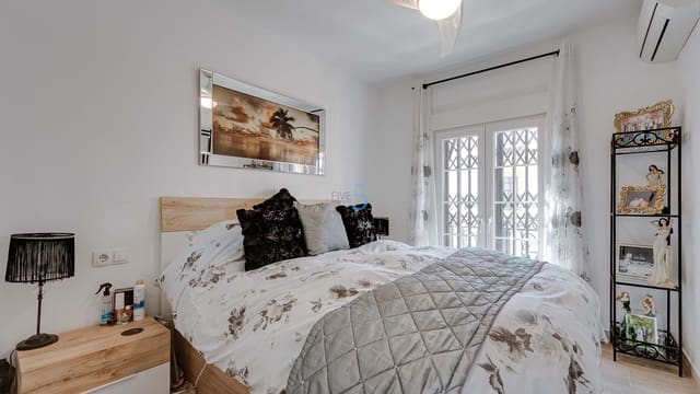 2 quarto Apartamento para venda em Villamartin, Orihuela com piscina garagem - 200 000 € (Ref: 9610229)