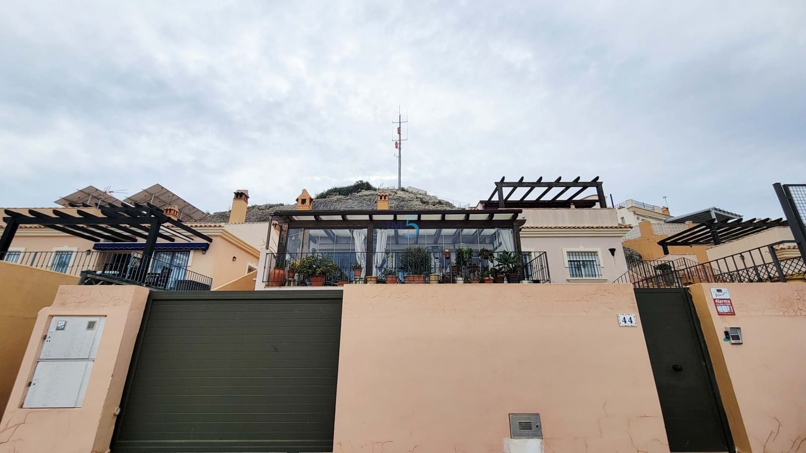 4 soveværelse Villa til salg i El Carmoli med swimmingpool garage - € 425.000 (Ref: 9610651)