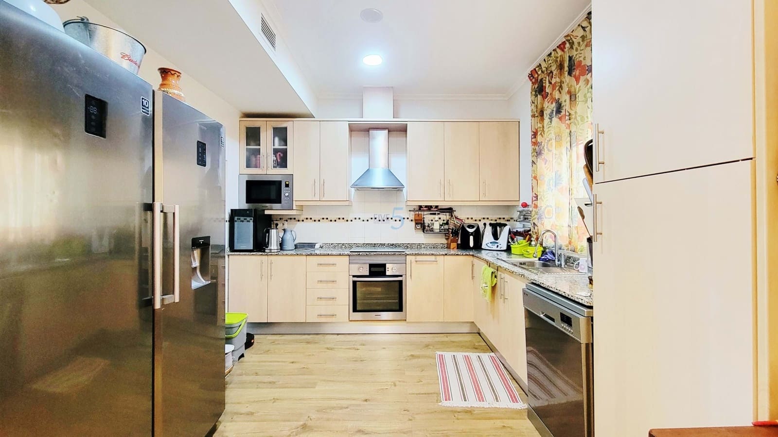 4 soveværelse Villa til salg i El Carmoli med swimmingpool garage - € 425.000 (Ref: 9610651)