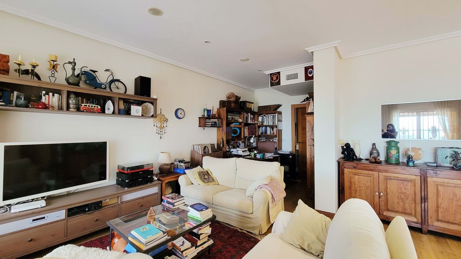 4 soveværelse Villa til salg i El Carmoli med swimmingpool garage - € 425.000 (Ref: 9610651)