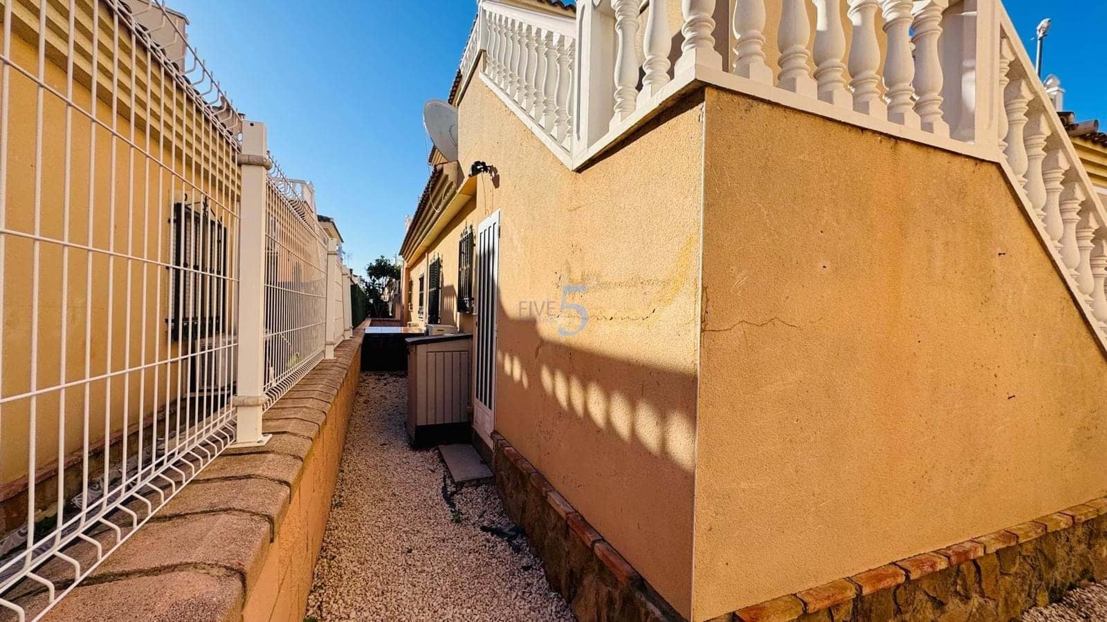 3 bedroom Villa for sale in Almoradi - € 184,900 (Ref: 9614116)