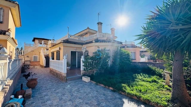 3 quarto Moradia para venda em Almoradí - 184 900 € (Ref: 9614116)