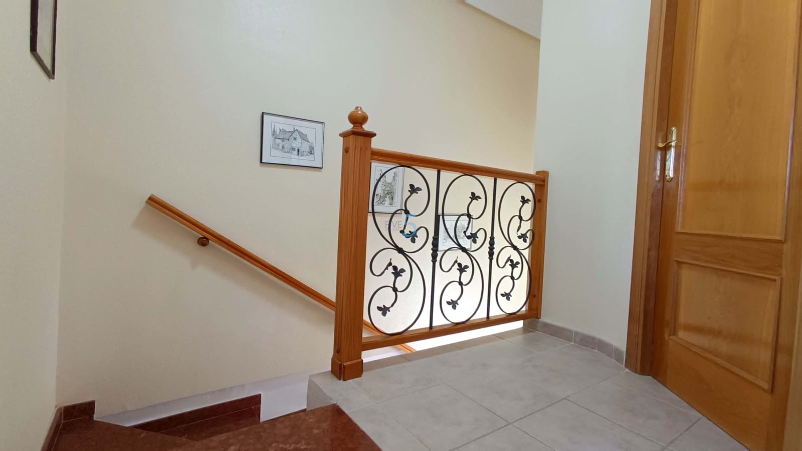 2 soveværelse Byhus til salg i Ciudad Quesada med swimmingpool - € 149.999 (Ref: 9614241)