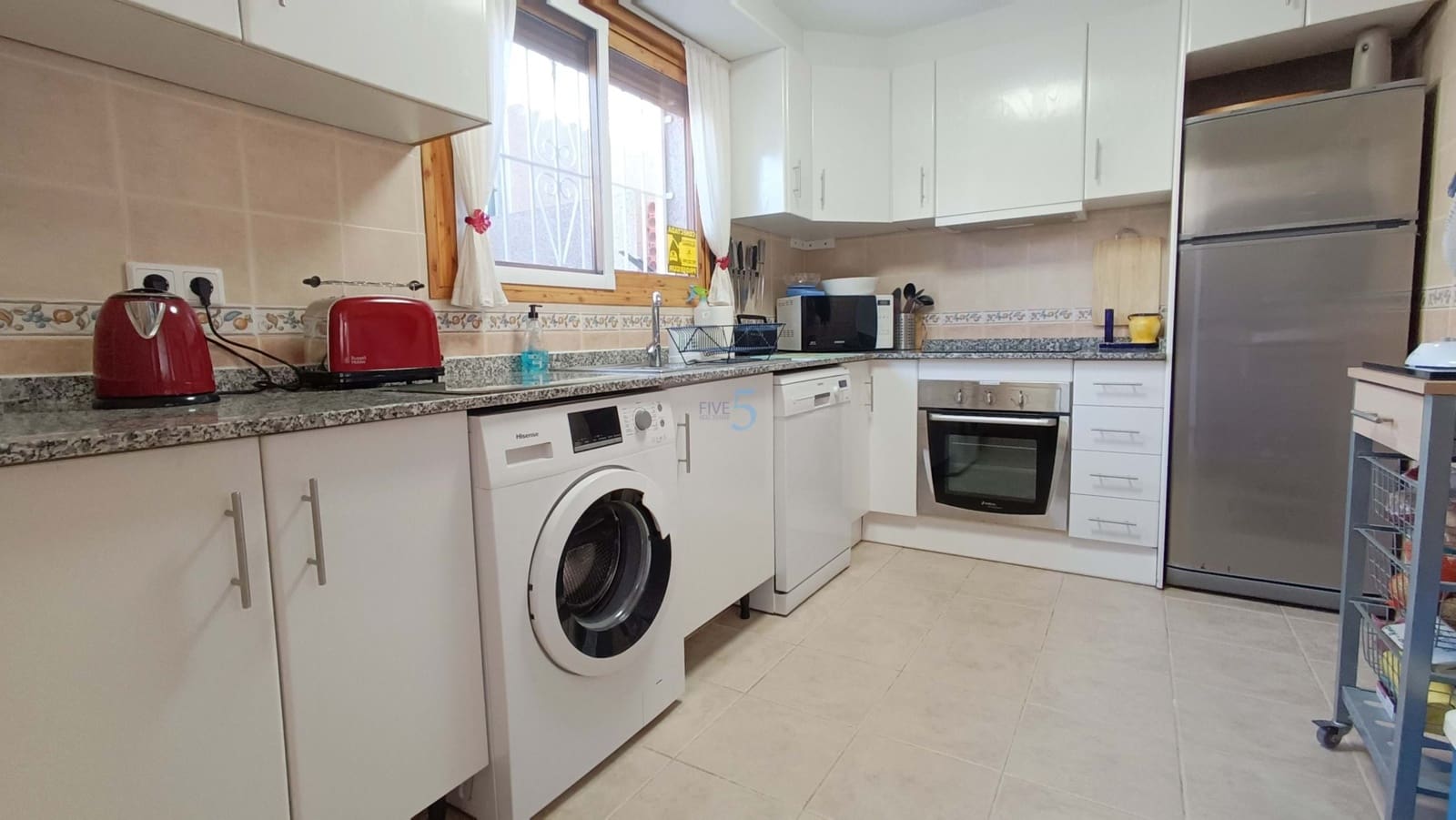 2 soveværelse Byhus til salg i Ciudad Quesada med swimmingpool - € 149.999 (Ref: 9614241)