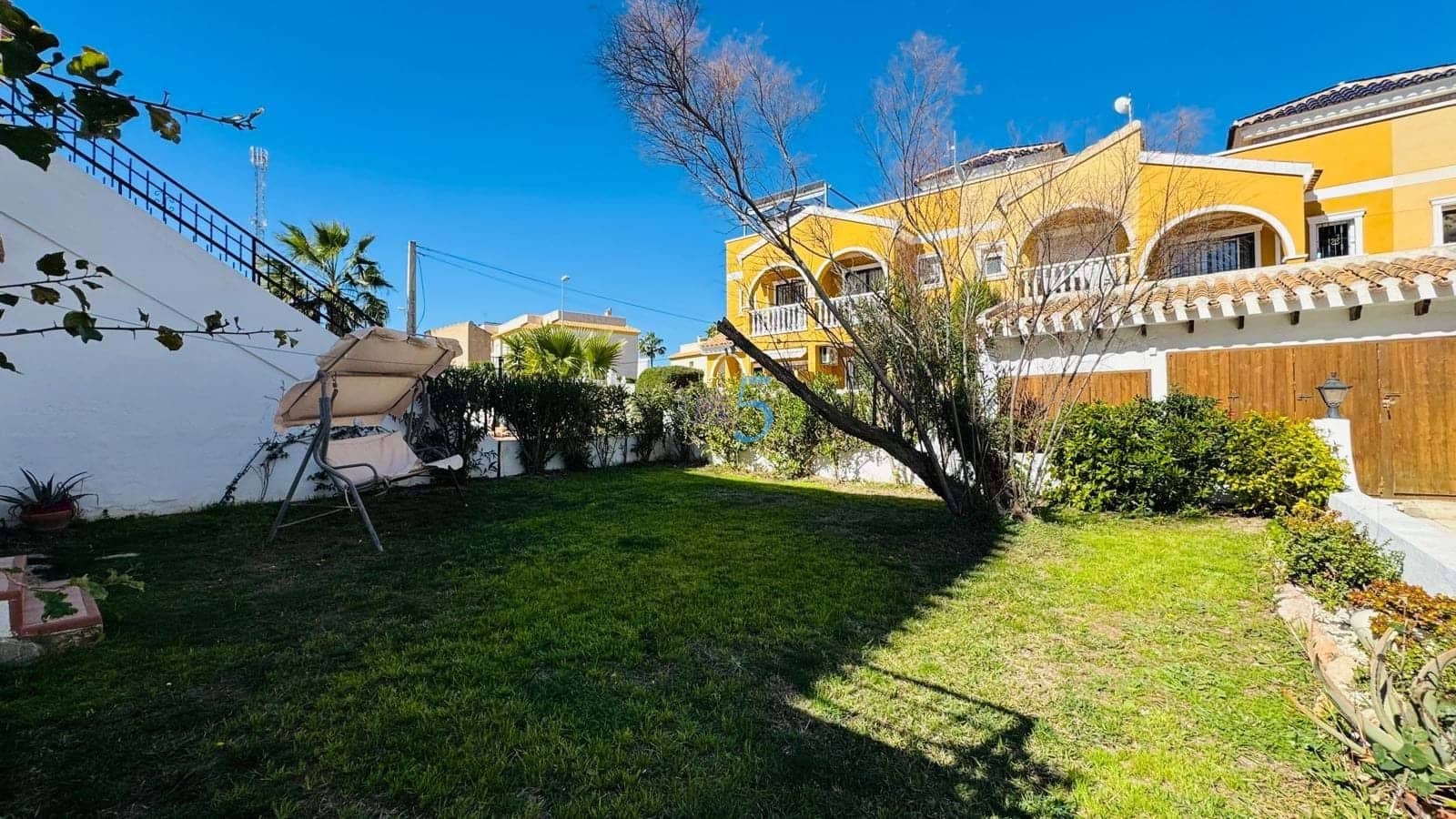 2 bedroom Apartment for sale in Villamartin with pool garage - € 204,900 (Ref: 9614242)