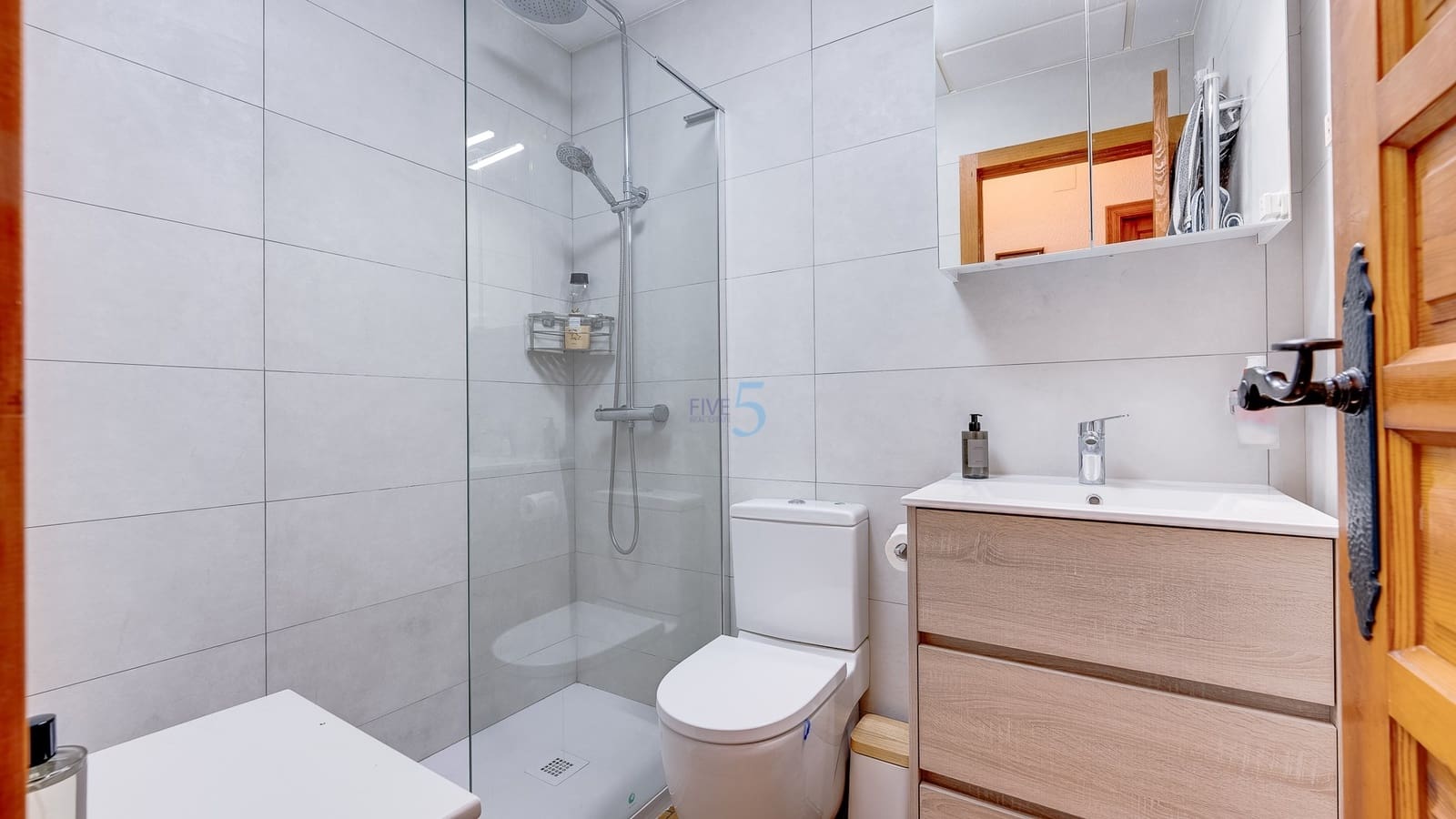 2 bedroom Apartment for sale in Villamartin with pool garage - € 204,900 (Ref: 9614242)