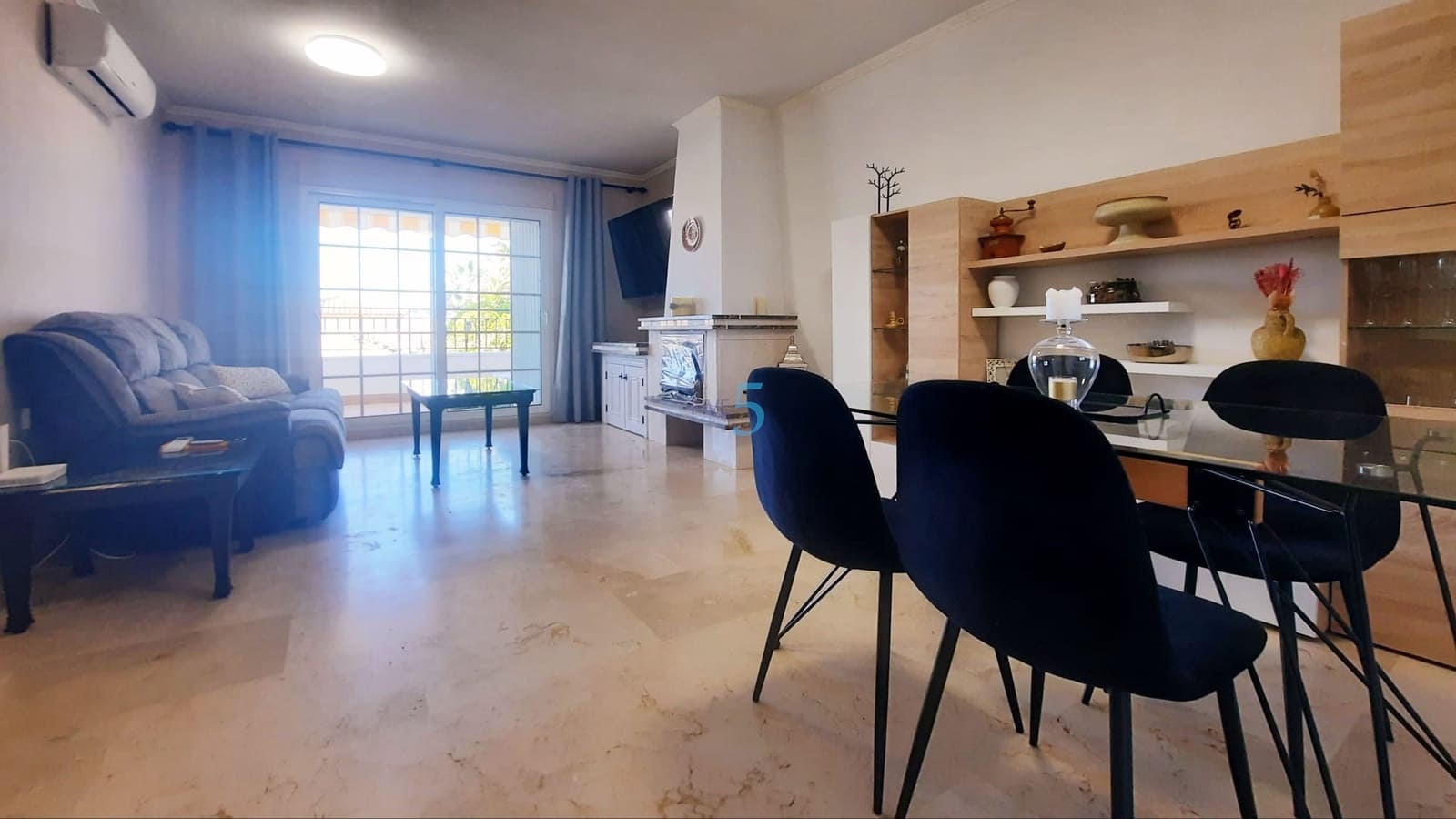 3 quarto Casa em Banda para venda em Villamartin com piscina garagem - 275 000 € (Ref: 9617139)