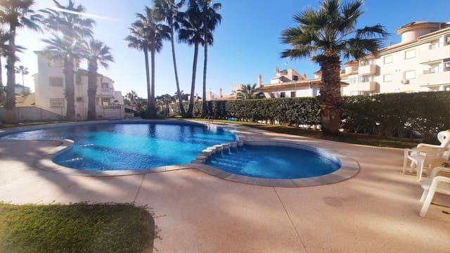 3 soverom Hus til salgs i Villamartin, Orihuela med svømmebasseng garasje - € 275 000 (Ref: 9617139)
