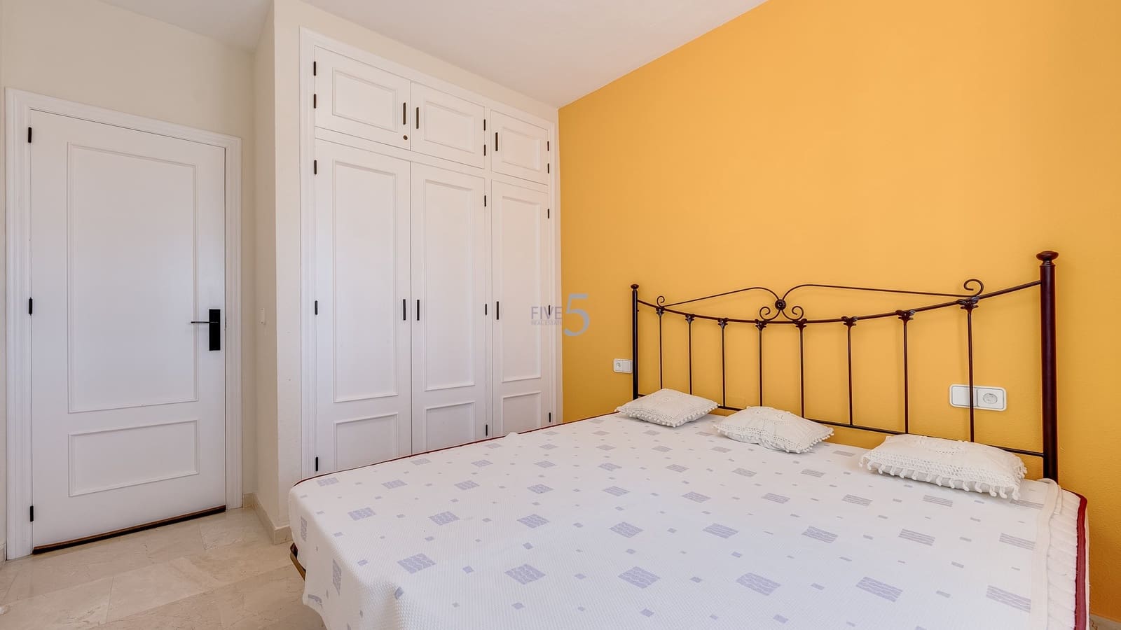 3 sypialnia Dom na sprzedaż w Villamartin z basenem garażem - 265 000 € (Ref: 9617139)