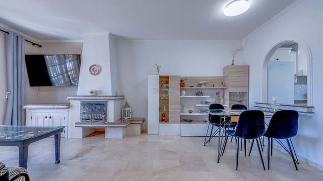 3 soverom Hus til salgs i Villamartin, Orihuela med svømmebasseng garasje - € 275 000 (Ref: 9617139)