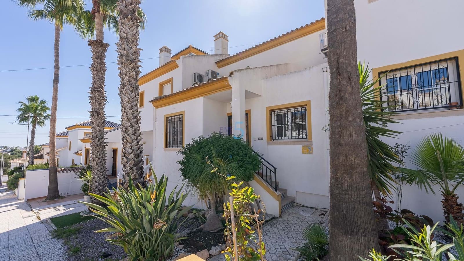 3 sypialnia Dom na sprzedaż w Villamartin z basenem garażem - 265 000 € (Ref: 9617139)