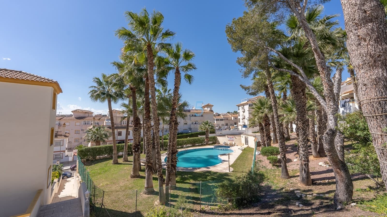 3 sypialnia Dom na sprzedaż w Villamartin z basenem garażem - 265 000 € (Ref: 9617139)