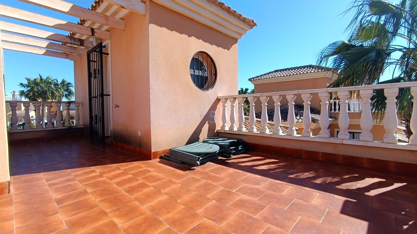 3 soverom Villa til salgs i Lo Crispin med svømmebasseng - € 279 500 (Ref: 9618501)