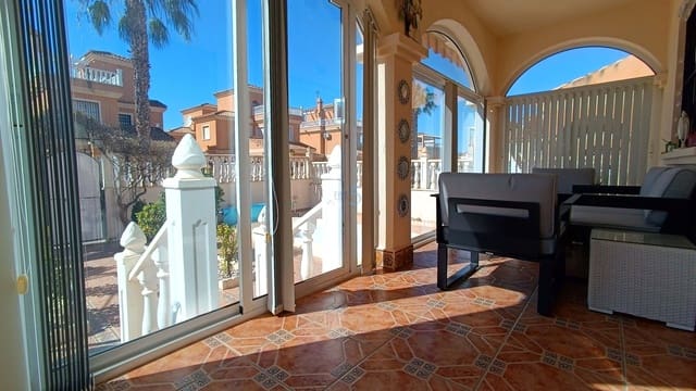 3 soverom Villa til salgs i Lo Crispin, Algorfa med svømmebasseng - € 279 500 (Ref: 9618501)