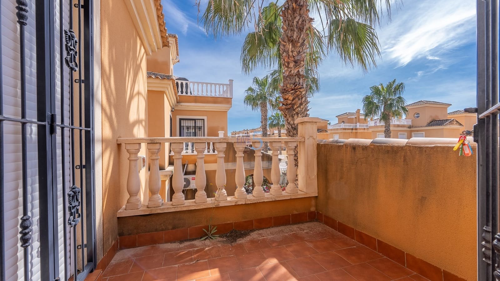 3 soverom Villa til salgs i Lo Crispin med svømmebasseng - € 269 500 (Ref: 9618501)