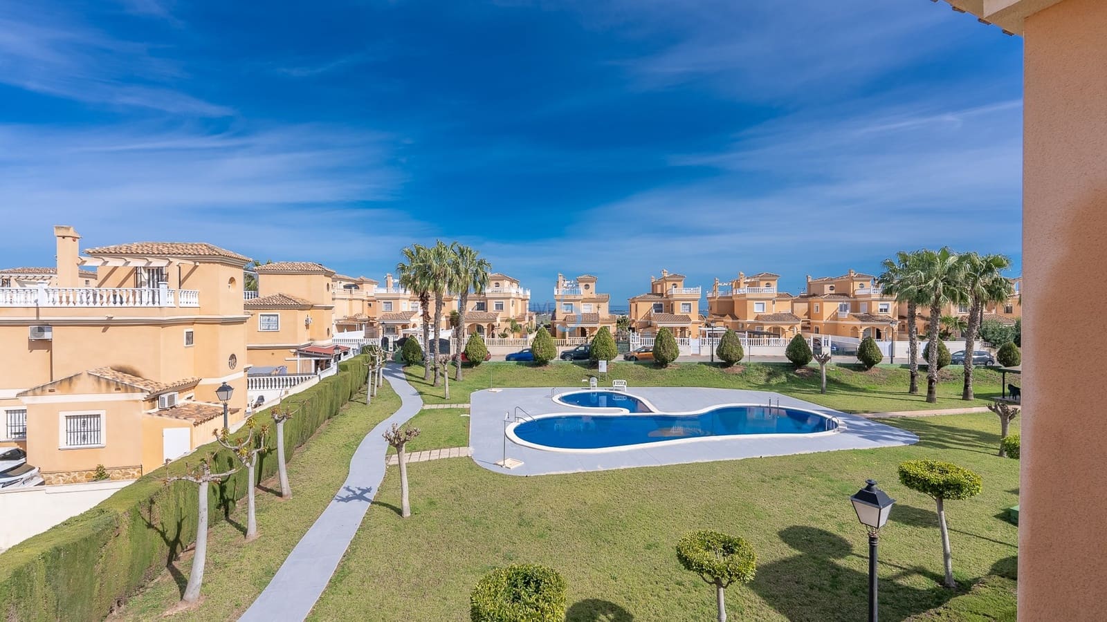 3 soverom Villa til salgs i Lo Crispin med svømmebasseng - € 269 500 (Ref: 9618501)
