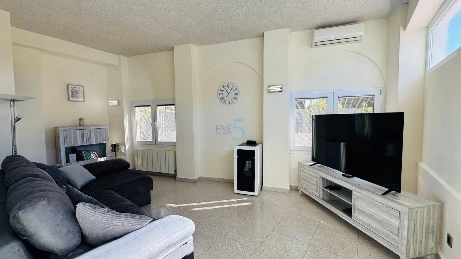 3 makuuhuone Huvila myytävänä paikassa Benijofar mukana uima-altaan - 425 000 € (Ref: 9618731)