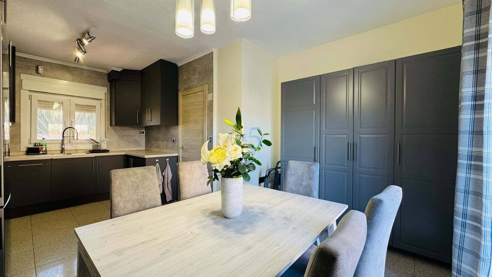 3 makuuhuone Huvila myytävänä paikassa Benijofar mukana uima-altaan - 425 000 € (Ref: 9618731)