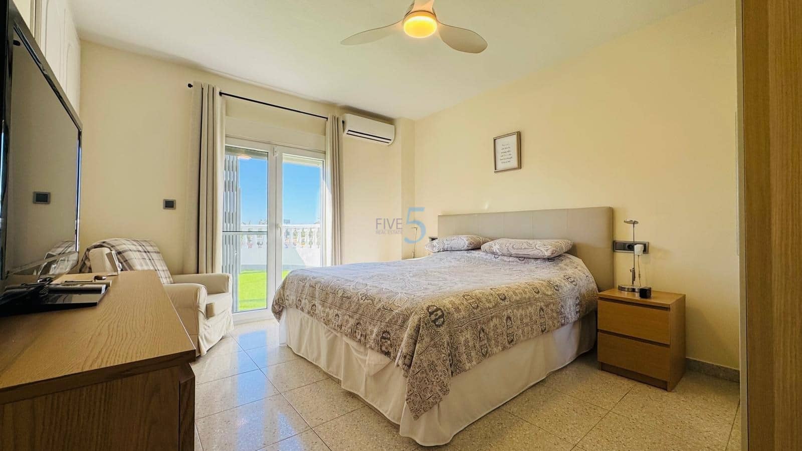 3 makuuhuone Huvila myytävänä paikassa Benijofar mukana uima-altaan - 425 000 € (Ref: 9618731)