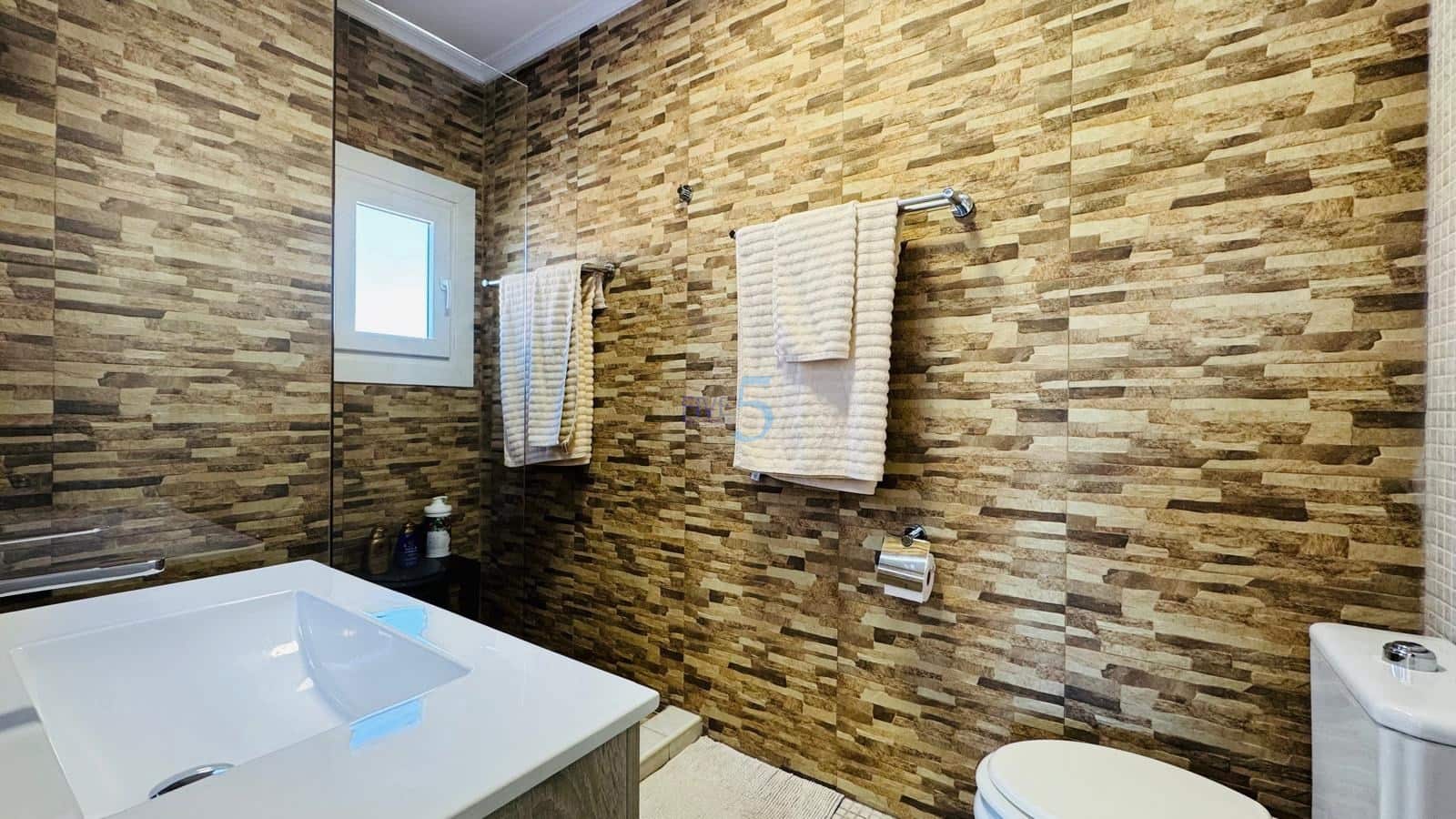 3 makuuhuone Huvila myytävänä paikassa Benijofar mukana uima-altaan - 425 000 € (Ref: 9618731)