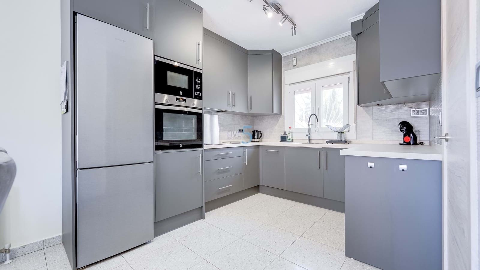 3 chambre Villa/Maison à vendre à Benijofar avec piscine - 425 000 € (Ref: 9618731)