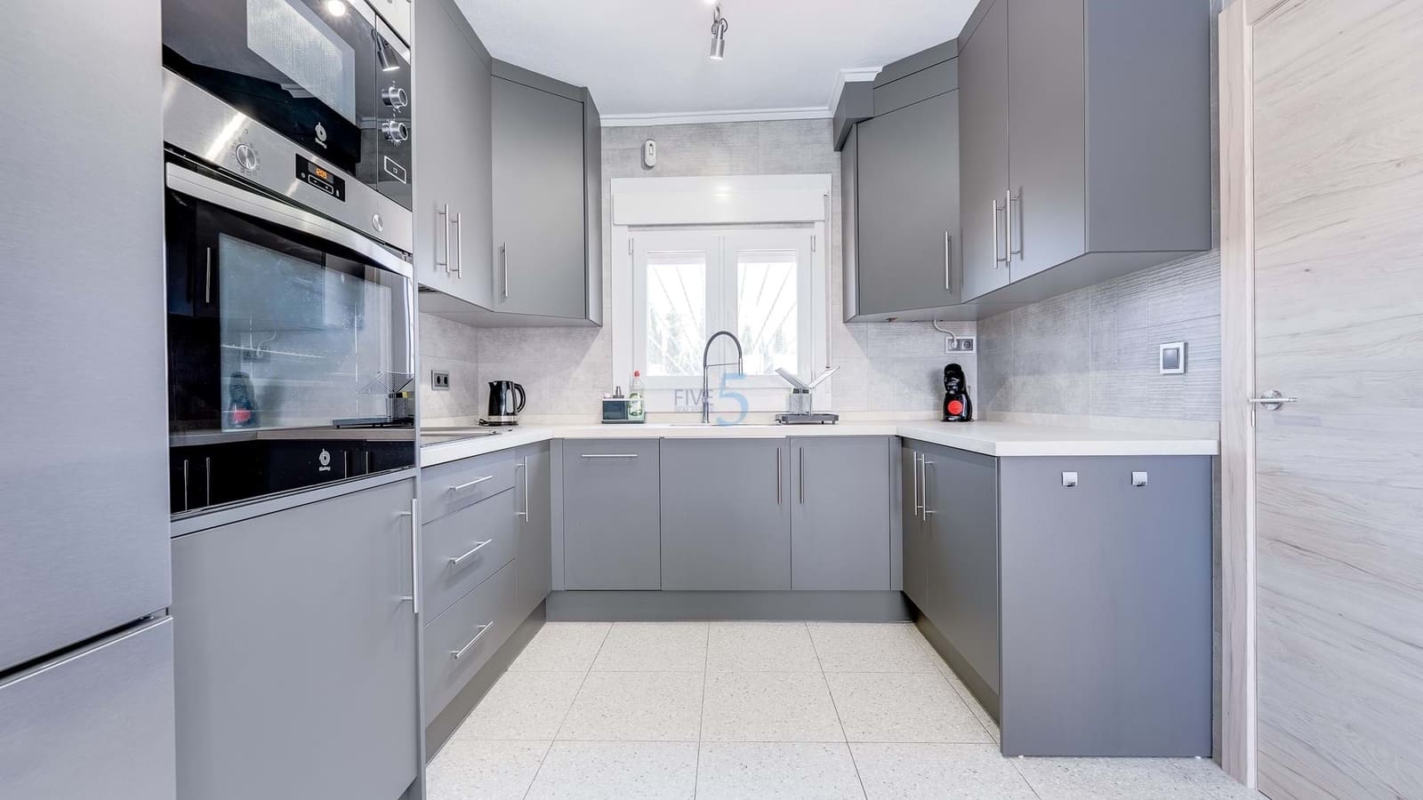 3 chambre Villa/Maison à vendre à Benijofar avec piscine - 425 000 € (Ref: 9618731)