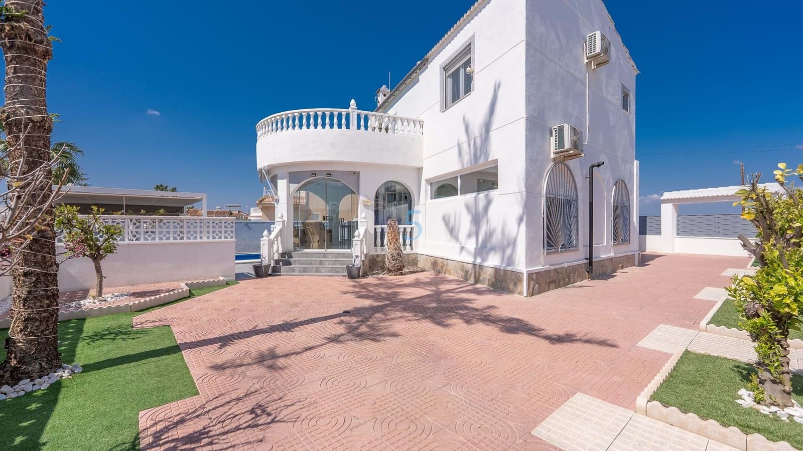 3 chambre Villa/Maison à vendre à Benijofar avec piscine - 425 000 € (Ref: 9618731)