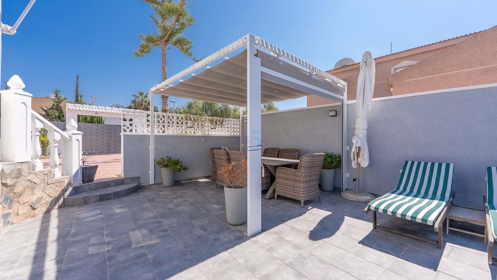 3 chambre Villa/Maison à vendre à Benijofar avec piscine - 425 000 € (Ref: 9618731)