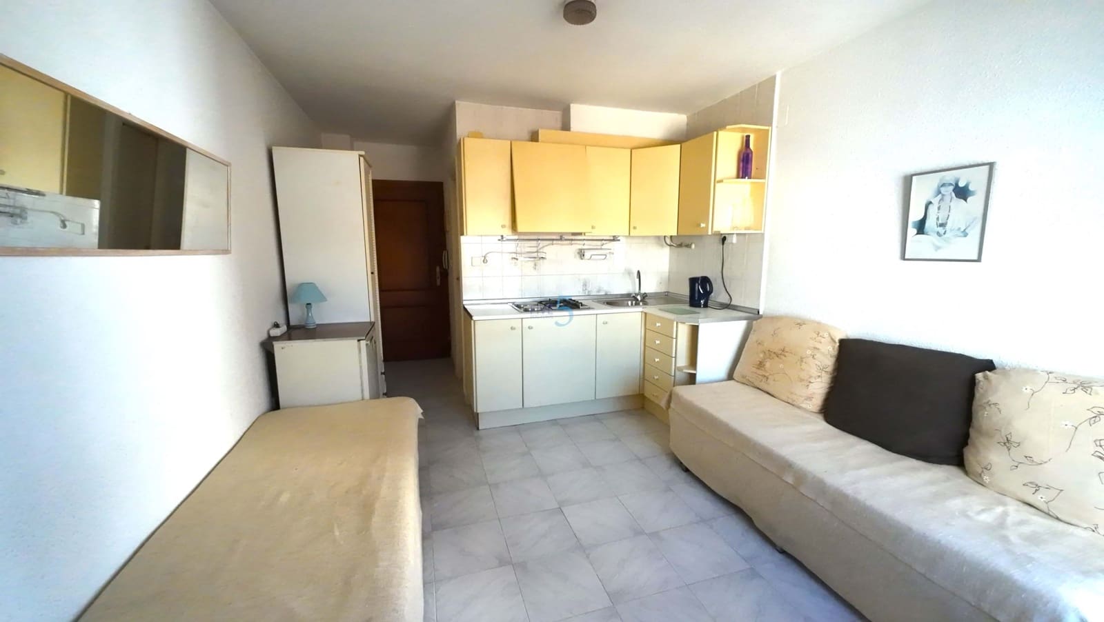Appartement te koop in Torrevieja - € 69.000 (Ref: 9619830)