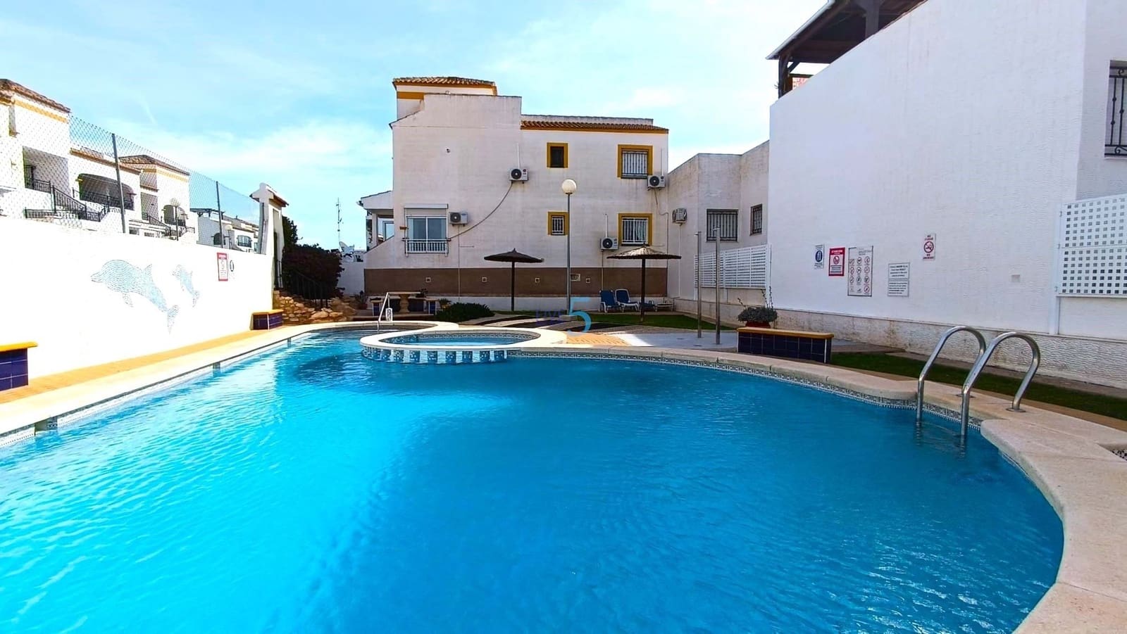 2 chambre Appartement à vendre à Vistabella avec piscine garage - 135 000 € (Ref: 9622756)