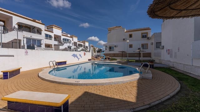 2 chambre Appartement à vendre à Vistabella, Orihuela avec piscine garage - 135 000 € (Ref: 9622756)