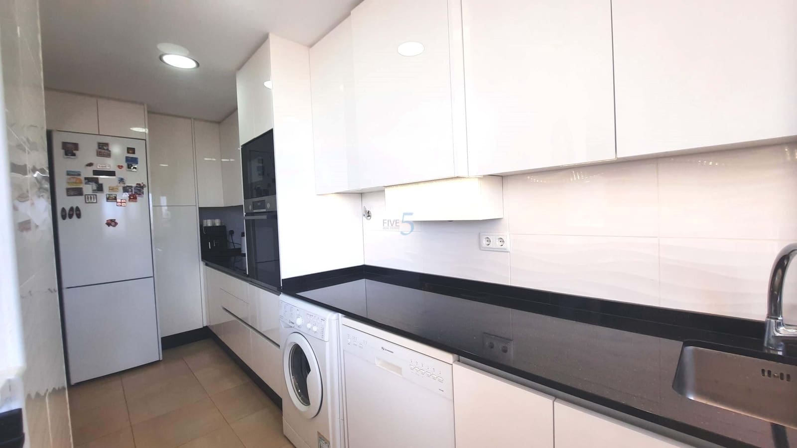 2 soveværelse Byhus til salg i Roldan med swimmingpool - € 199.500 (Ref: 9623248)