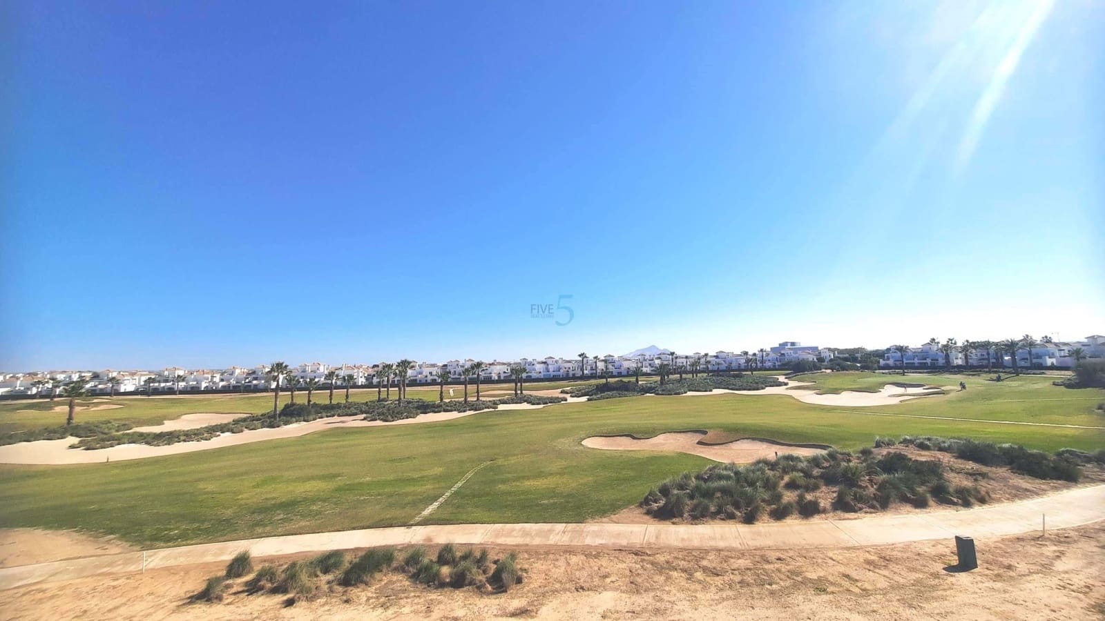 2 soveværelse Byhus til salg i Roldan med swimmingpool - € 199.500 (Ref: 9623248)