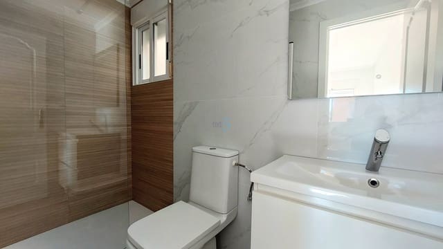 2 soveværelse Lejlighed til salg i San Miguel de Salinas med swimmingpool - € 136.000 (Ref: 9624090)