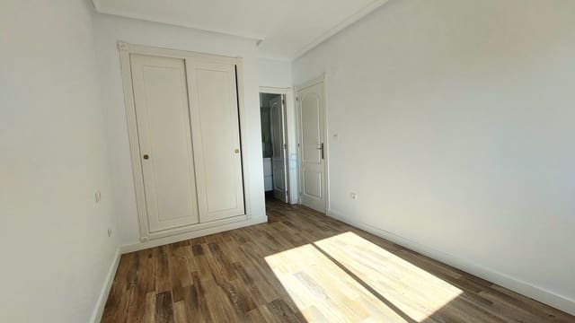 2 soveværelse Lejlighed til salg i San Miguel de Salinas med swimmingpool - € 136.000 (Ref: 9624090)