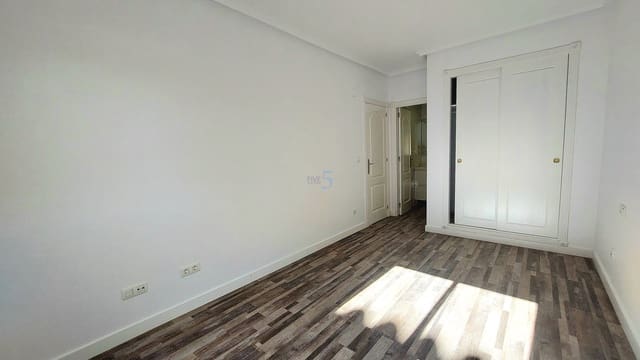 2 quarto Apartamento para venda em San Miguel de Salinas com piscina - 136 000 € (Ref: 9624091)