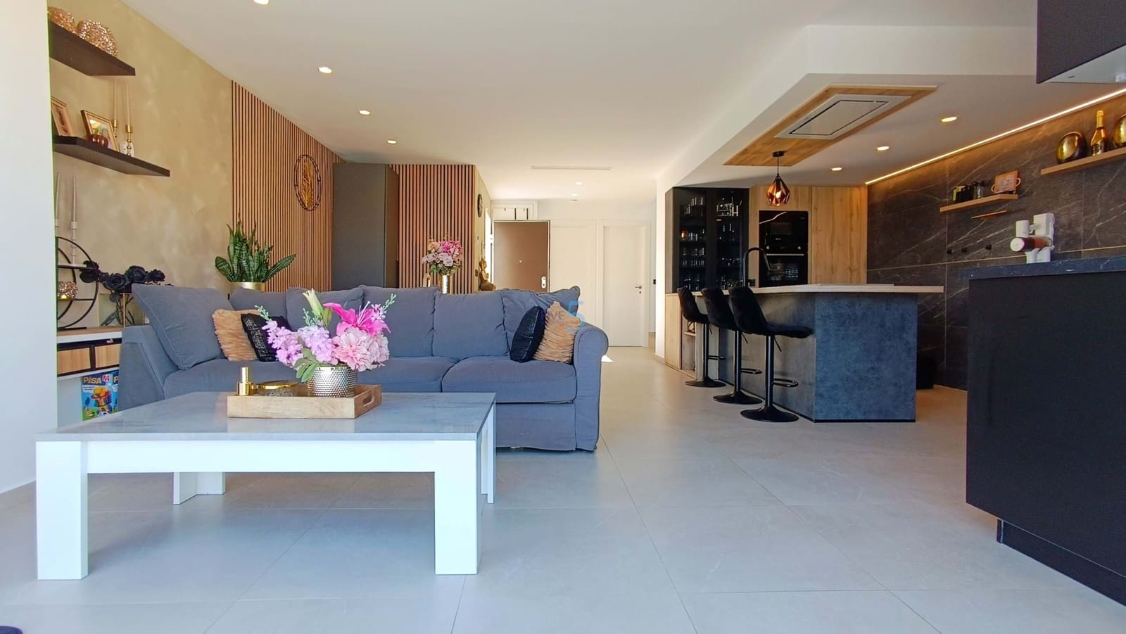 5 makuuhuone Huvila myytävänä paikassa Algorfa mukana uima-altaan 
autotalli - 799 000 € (Ref: 9624092)