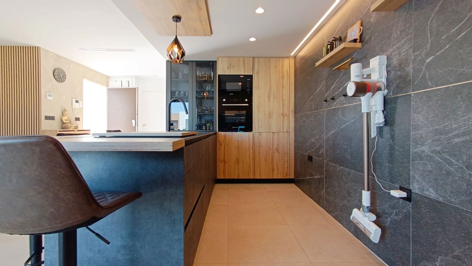 5 makuuhuone Huvila myytävänä paikassa Algorfa mukana uima-altaan 
autotalli - 799 000 € (Ref: 9624092)