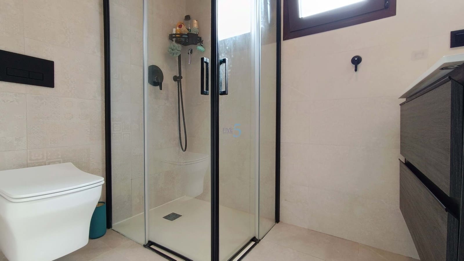 5 makuuhuone Huvila myytävänä paikassa Algorfa mukana uima-altaan 
autotalli - 799 000 € (Ref: 9624092)