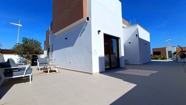 5 makuuhuone Huvila myytävänä paikassa Algorfa mukana uima-altaan 
autotalli - 799 000 € (Ref: 9624092)